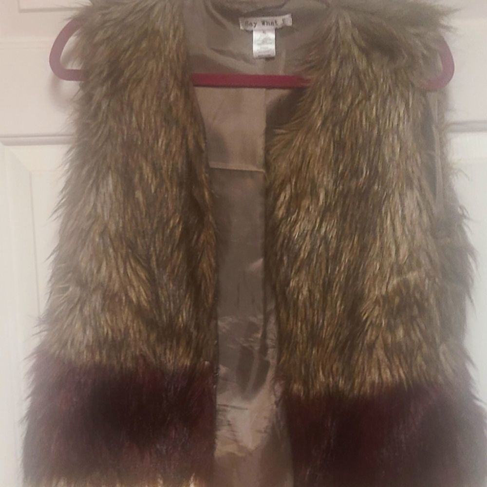 "FAUX FUR VEST"